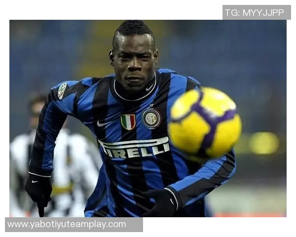 巴洛特利为保持竞技状态加盟第五级别球队进行训练 巴洛特利为保持竞技状态加盟第五级别球队进行训练