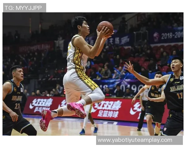 新疆广汇篮球俱乐部举行赛季总结暨新赛季动员大会展望未来发展新篇章 新疆广汇篮球俱乐部举行赛季总结暨新赛季动员大会展望未来发展新篇章