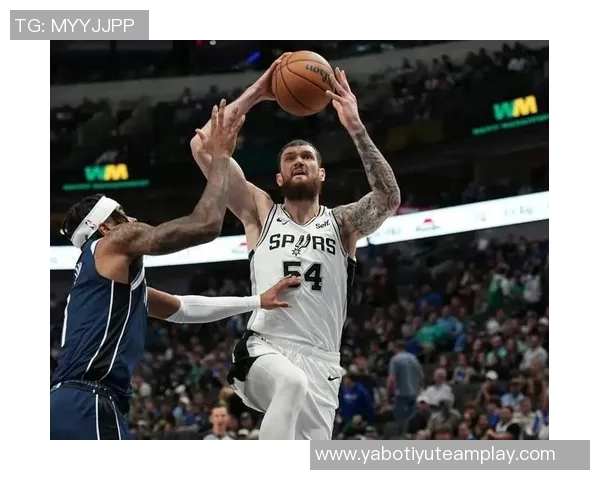 文班赛后独自离场引发热议是否对雷霆情有独钟成疑问焦点