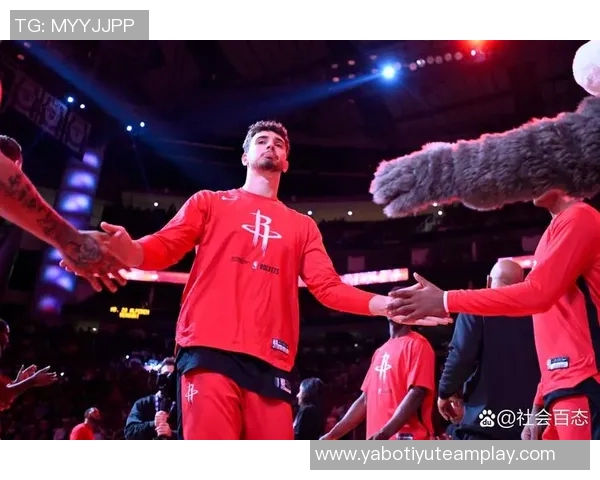 火龙系新星申京赛季前五场助攻76仅次于约基奇与张伯伦位列中锋第三 火龙系新星申京赛季前五场助攻76仅次于约基奇与张伯伦位列中锋第三