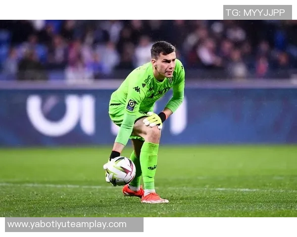 厄瓜多尔主帅确认埃斯图皮尼安伤愈复出将参加友谊赛